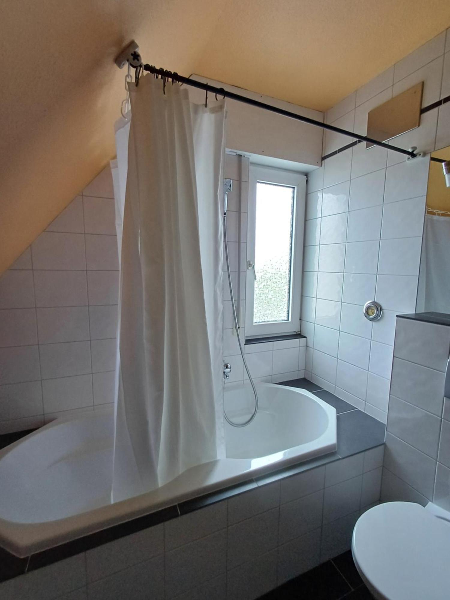 B&B Koeln Zuendorf 外观 照片